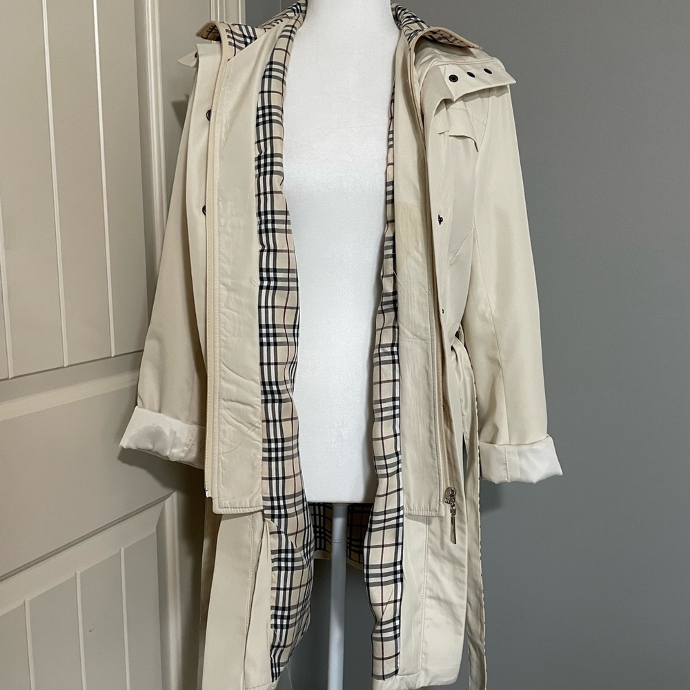 Spring Long Jacket With Plaid Lining - image 5